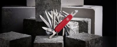 Среден размер джобни ножове 