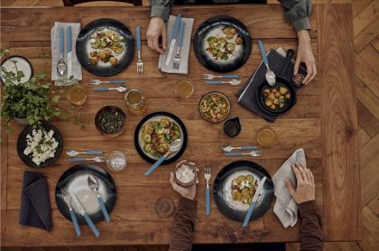 Комплект за хранене Victorinox Swiss Modern,24 части