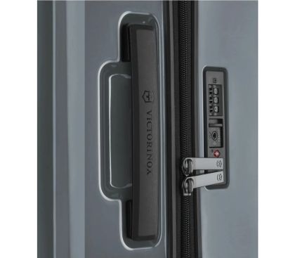Куфар Victorinox Airox Medium Hardside Case