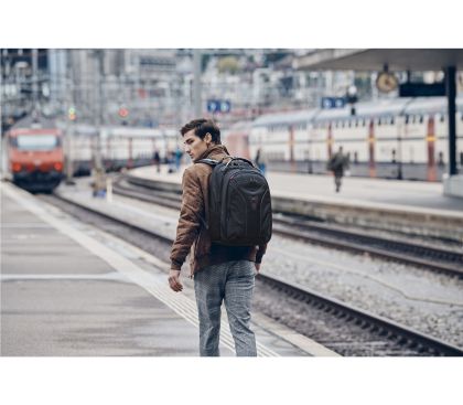 Раница Wenger, Carbon Apple 15"/17 Computer Backpack, Black (R)