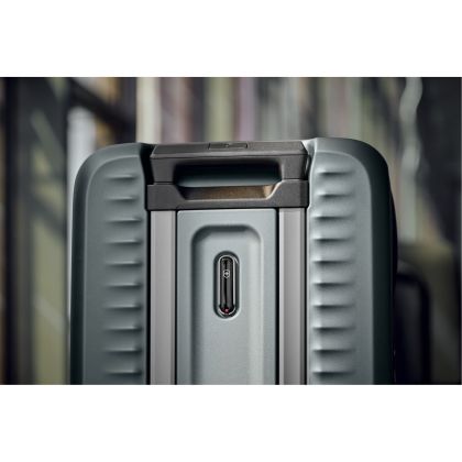 Куфар за ръчен багаж Victorinox  AIROX ADVANCED Black 