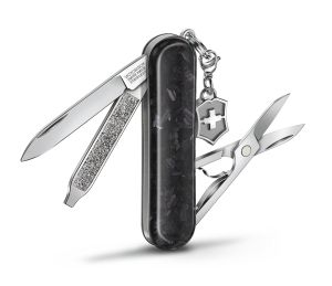  Victorinox Classic SD Brilliant Carbon