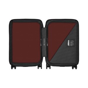 Куфар за ръчен багаж Victorinox Airox Global Hardside Carry-on