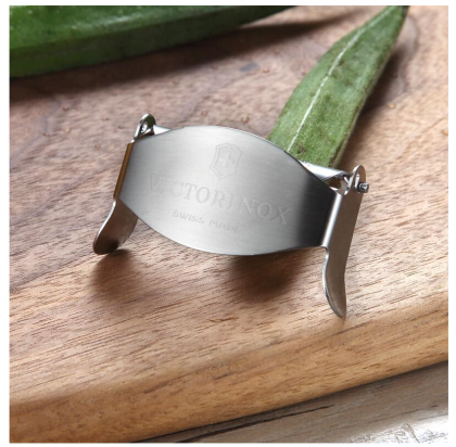 Универсална белачка Victorinox