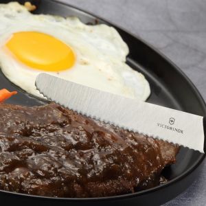 Нож за домати и колбаси  Victorinox