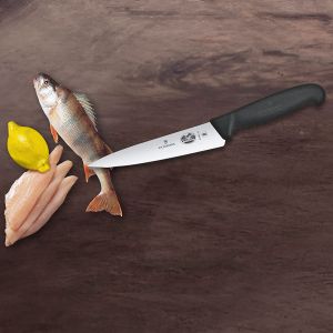 Универсален кухненски нож Victorinox,широко ,право острие