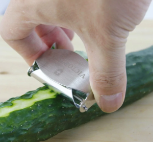 Универсална белачка Victorinox