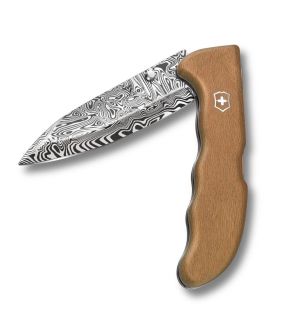 Нож Victorinox Evoke Wood Damast Limited Edition 2026